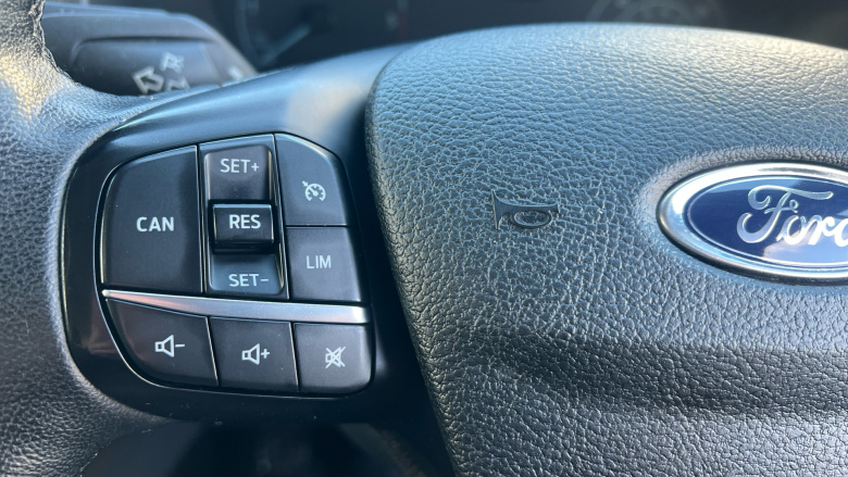 Ford Transit Custom 300 L1 Diesel Fwd 2.0 EcoBlue 130ps Low Roof Limited Van